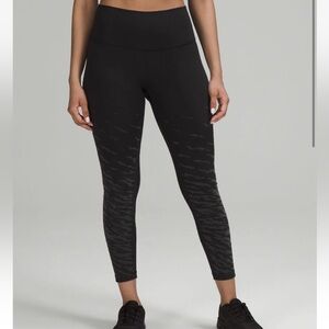 Lululemon Lunar New Year Wunder Under High-Rise Tight 25" ~ size 8